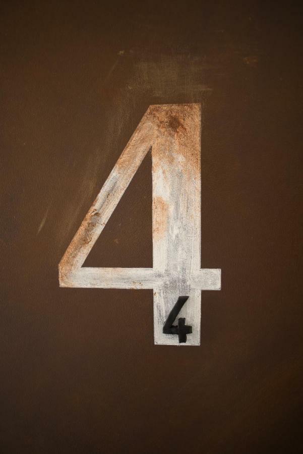 Hotel Le 23 ซัวแตร์น ภายนอก รูปภาพ