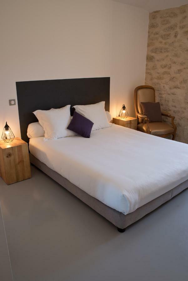 Hotel Le 23 ซัวแตร์น ภายนอก รูปภาพ
